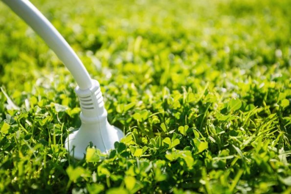 renewableenergymoreexpensive (1) are renewable energy companies more expensive